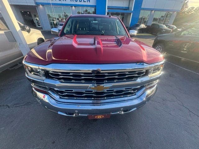 2018 Chevrolet Silverado 1500 Base — photo 1 of 2