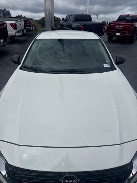 2025 Nissan Altima Base — photo 1 of 3