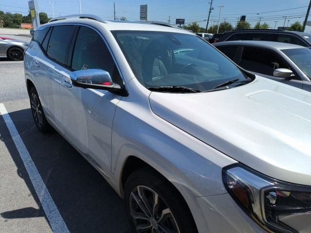 2020 GMC Terrain Denali — photo 1 of 2