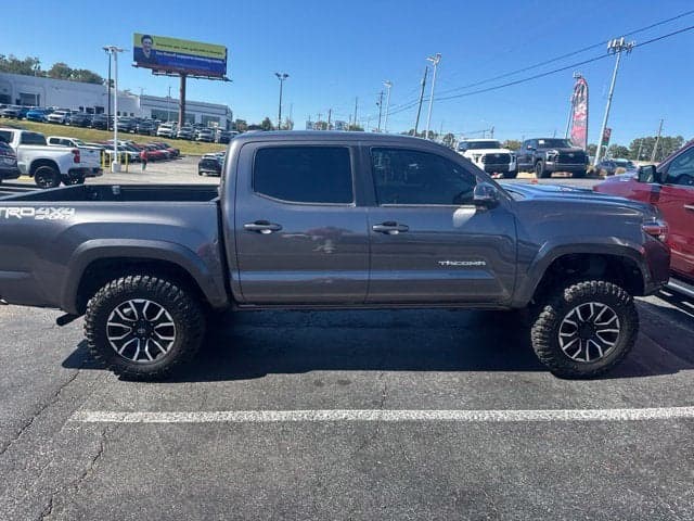 2023 Toyota Tacoma 4WD TRD Sport — photo 1 of 2