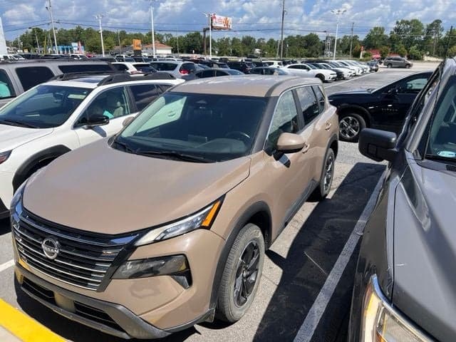 2025 Nissan Rogue SV Intelligent AWD — photo 1 of 2