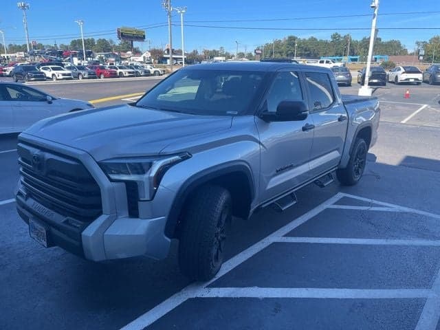 2024 Toyota Tundra 4WD SR5 — photo 1 of 3
