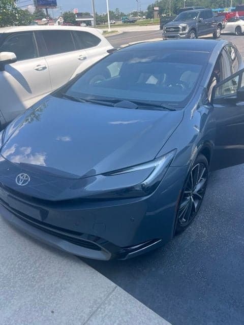 2024 Toyota Prius Limited — photo 1 of 7