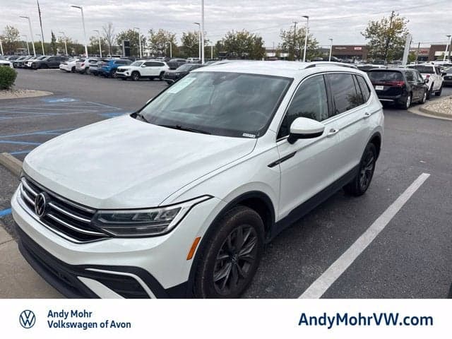 2023 Volkswagen Tiguan Base — photo 1 of 5