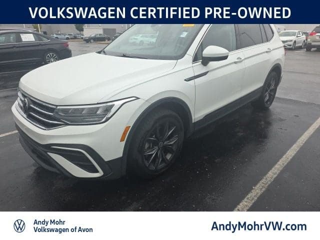 2024 Volkswagen Tiguan SE — photo 1 of 16