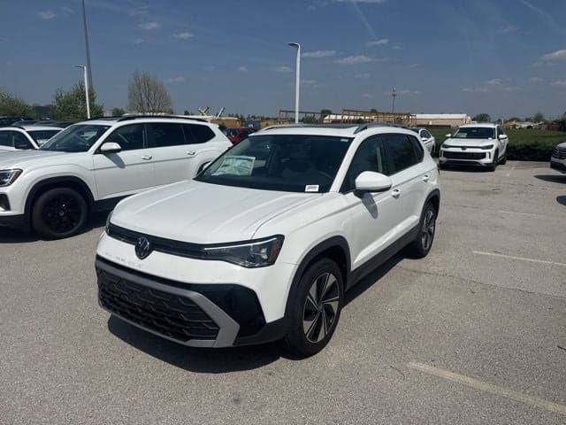 2026 Volkswagen Taos SE — photo 1 of 22