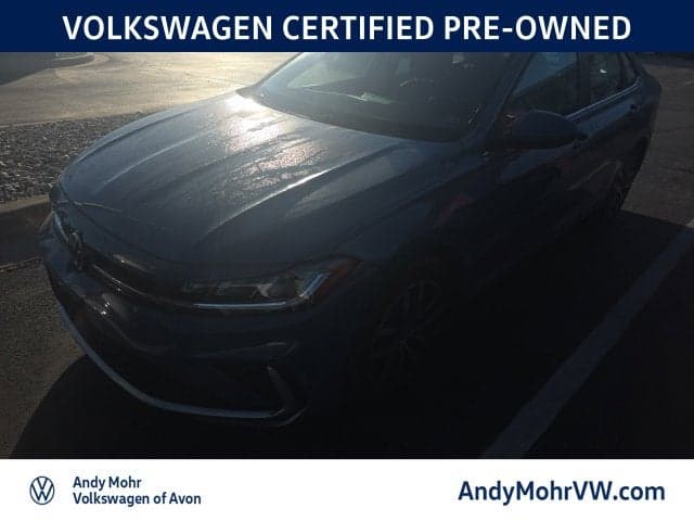 2025 Volkswagen Jetta Base — photo 1 of 5