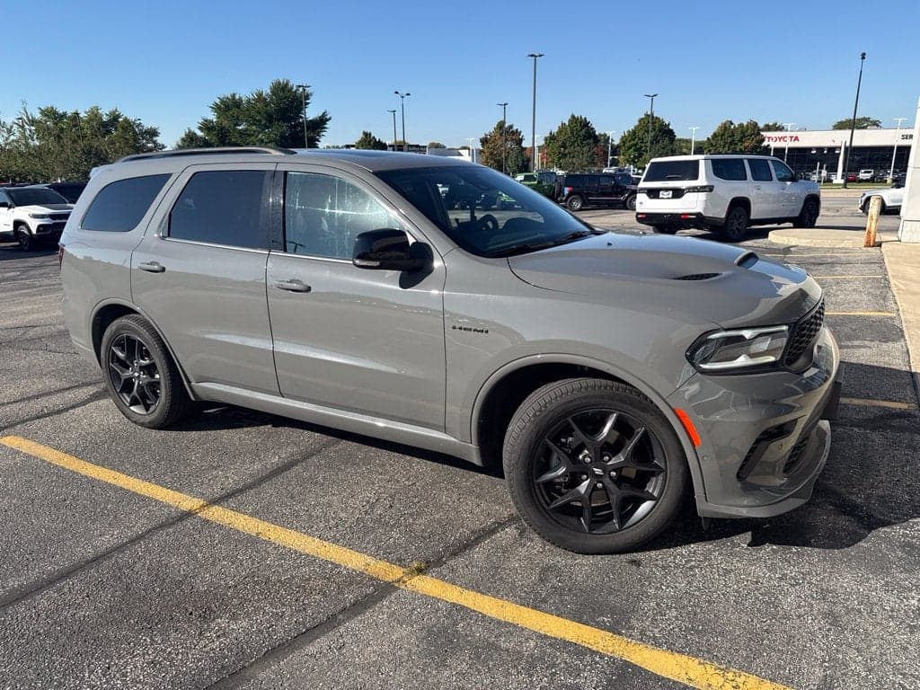 2026 Dodge Durango GT Plus HEMI V8 — photo 1 of 5