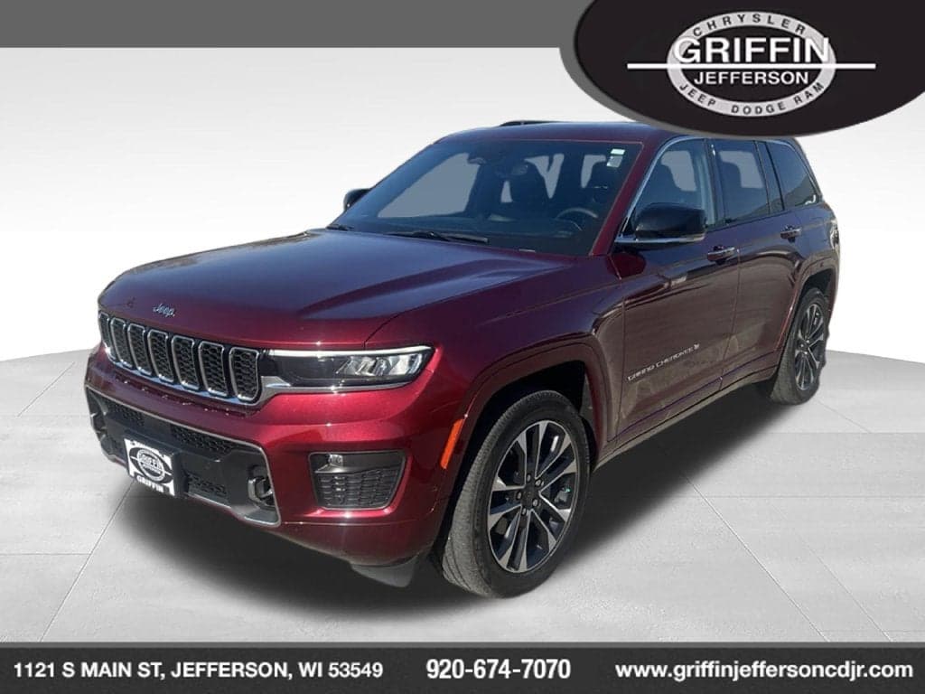 2023 Jeep Grand Cherokee Overland — photo 1 of 5