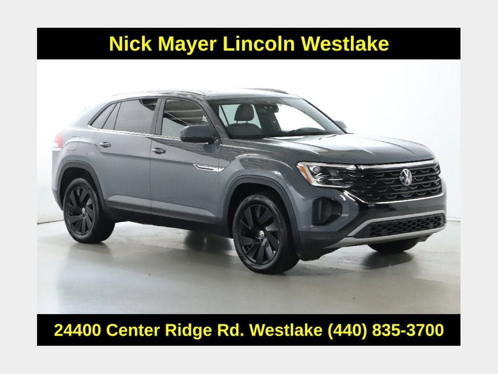 2024 Volkswagen Atlas Cross Sport 2.0T SE w/Technology — photo 1 of 5