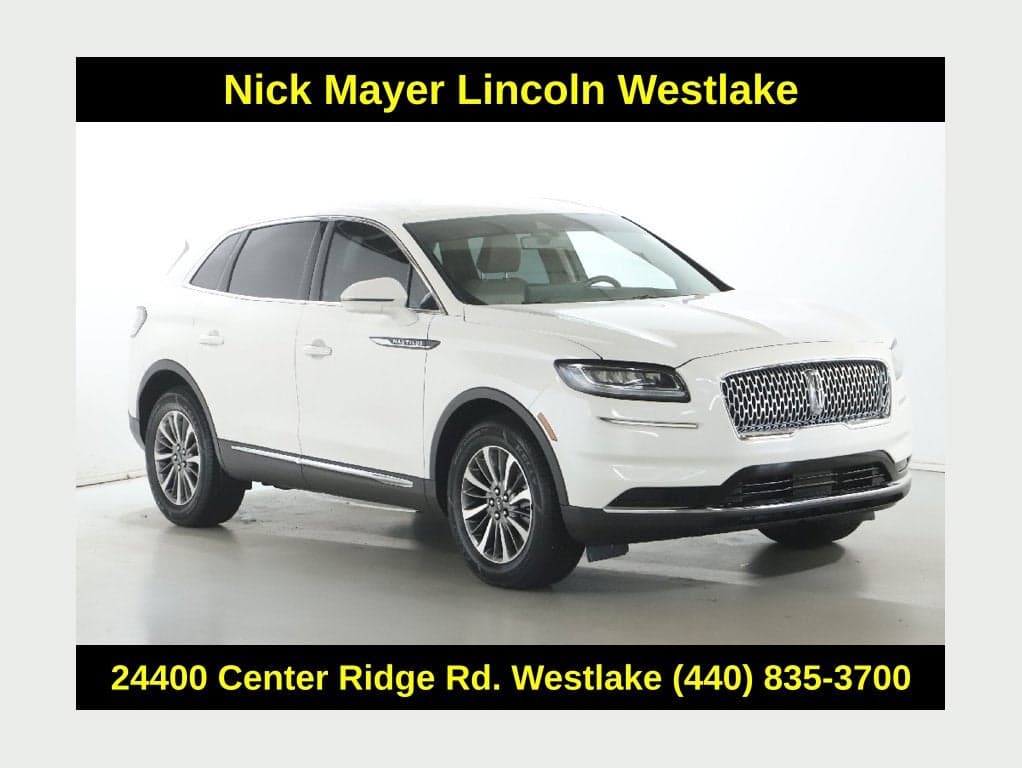 2023 Lincoln Nautilus Standard — photo 1 of 22