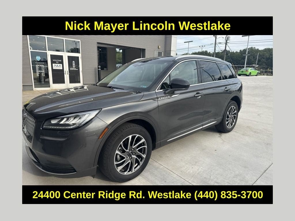 2020 Lincoln Corsair Standard — photo 1 of 9