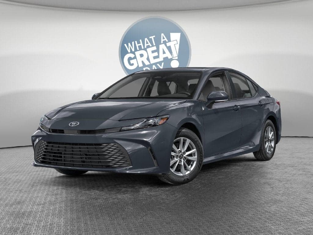 2026 Toyota Camry SE — photo 1 of 11