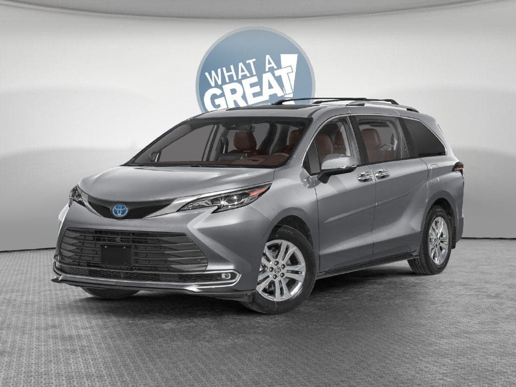 2026 Toyota Sienna Platinum — photo 1 of 5