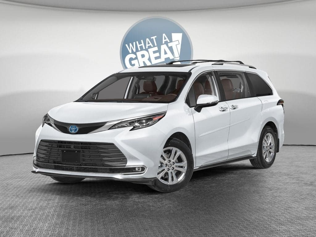 2026 Toyota Sienna Platinum — photo 1 of 11