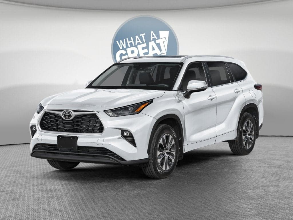 2026 Toyota Highlander Platinum — photo 1 of 5