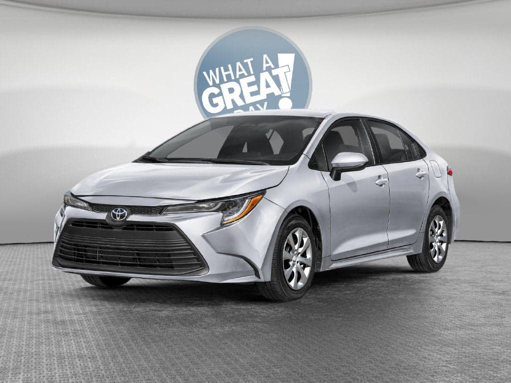 2027 Toyota Corolla LE — photo 1 of 5