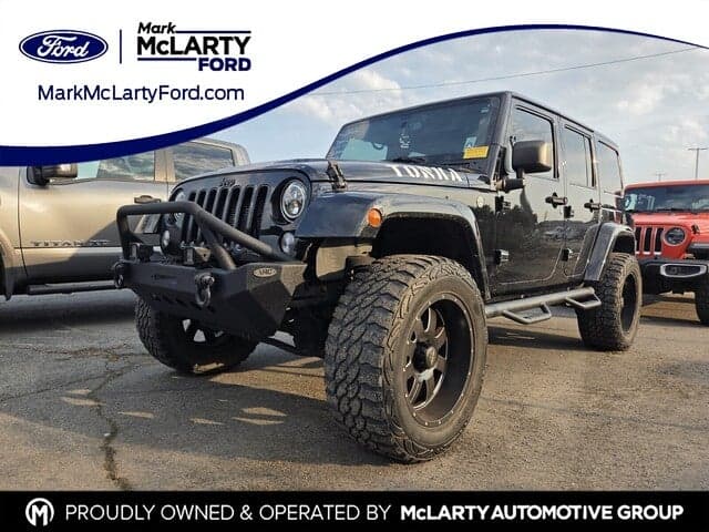 2018 Jeep Wrangler JK Unlimited Sahara — photo 1 of 10
