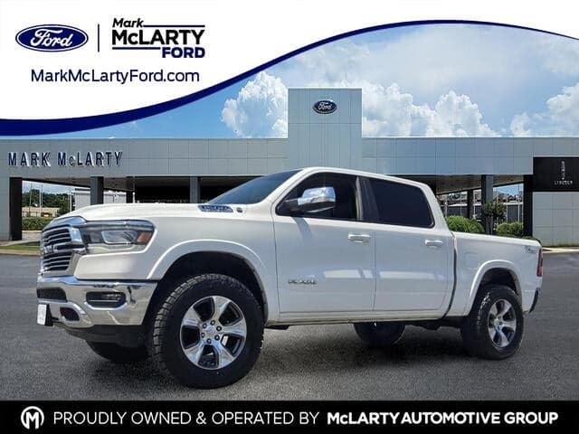 2020 RAM 1500 Laramie — photo 1 of 31