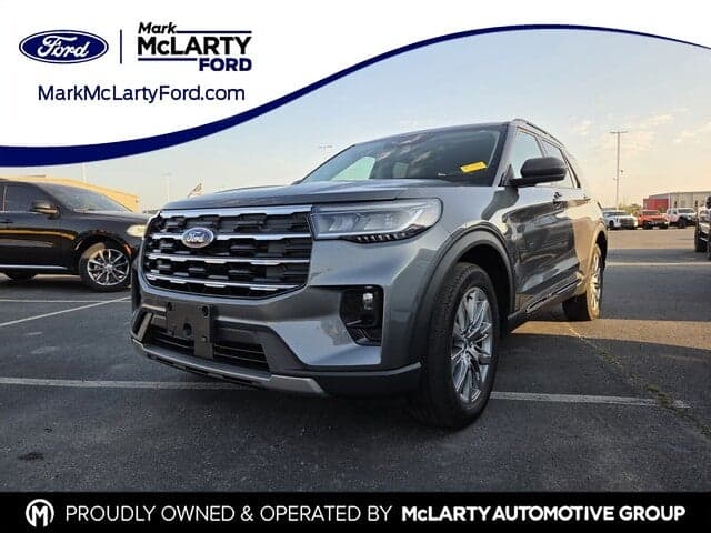 2025 Ford Explorer Active — photo 1 of 10