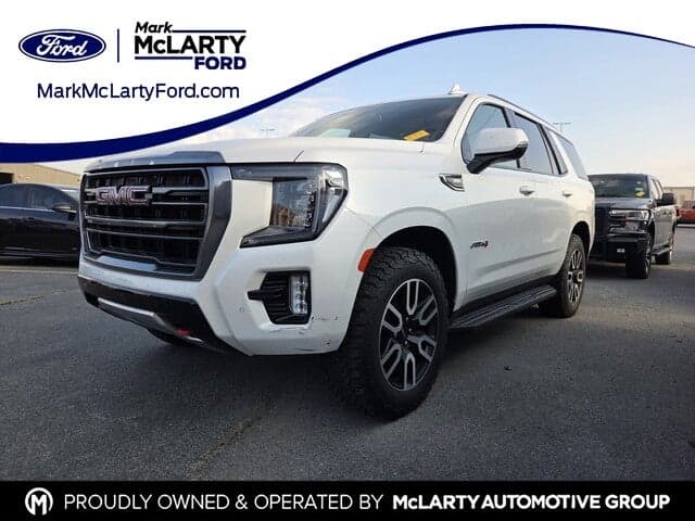 2022 GMC Yukon AT4 — photo 1 of 10