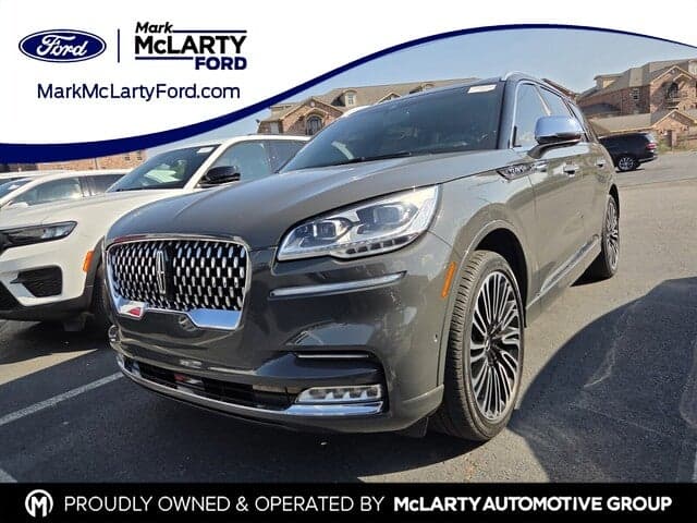 2022 Lincoln Aviator Black Label — photo 1 of 10