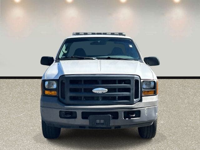2006 Ford Super Duty F-250 XL — photo 1 of 5