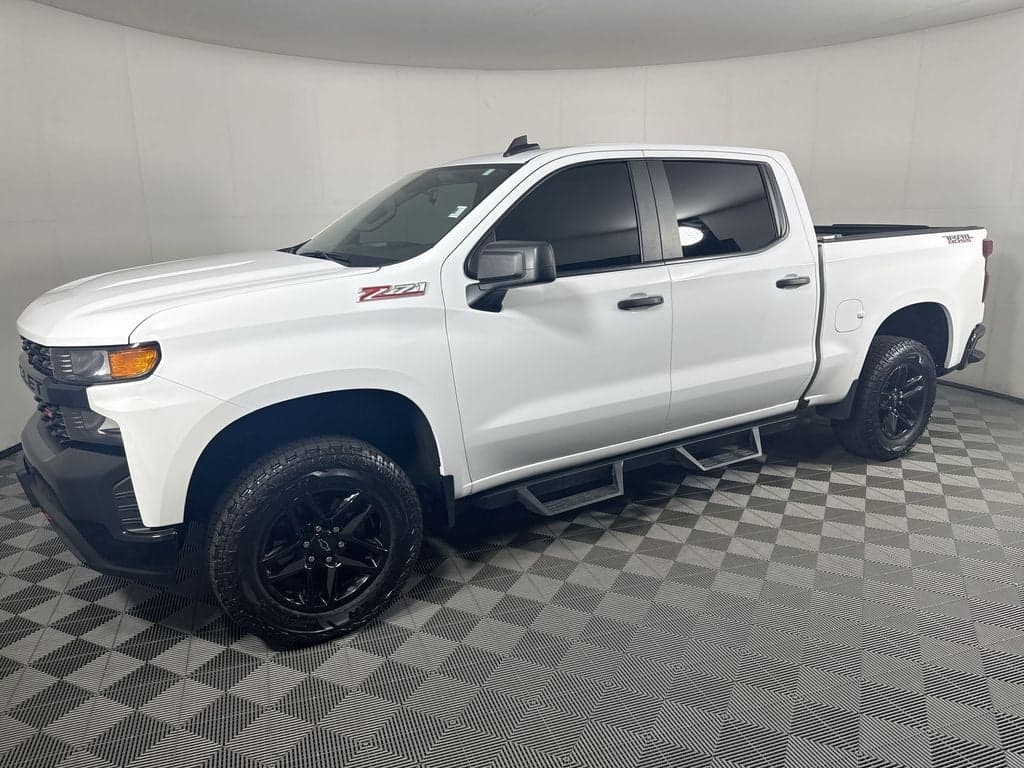 2021 Chevrolet Silverado 1500 Custom Trail Boss — photo 1 of 49