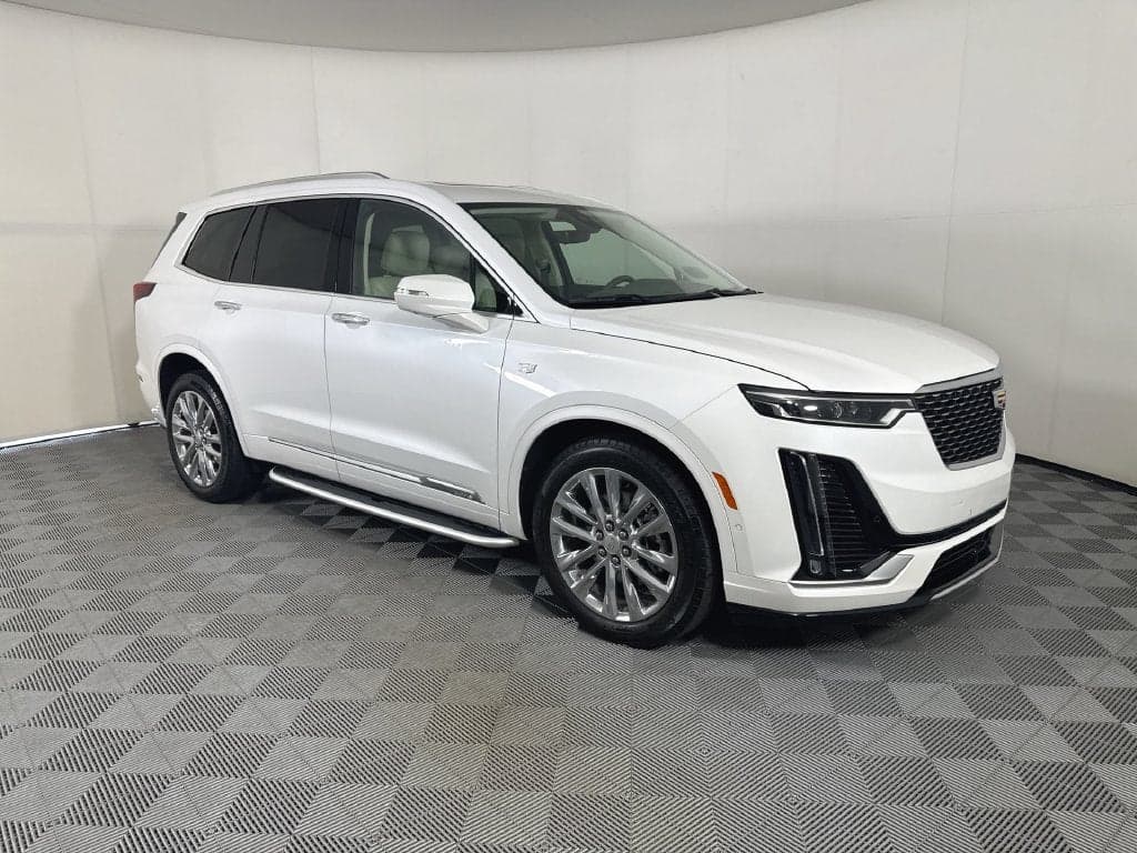 2025 Cadillac XT6 AWD Premium Luxury — photo 1 of 5