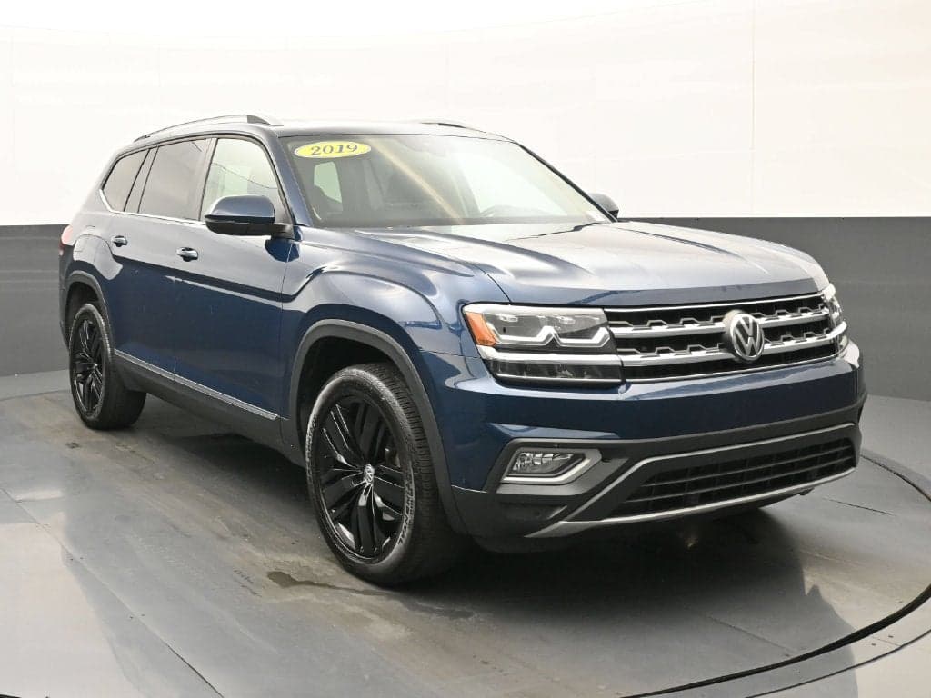 2019 Volkswagen Atlas Base — photo 1 of 47