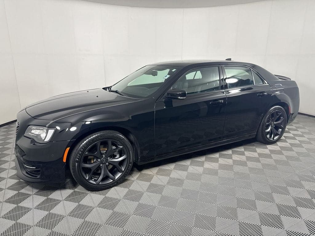 2023 Chrysler 300 Base — photo 1 of 57
