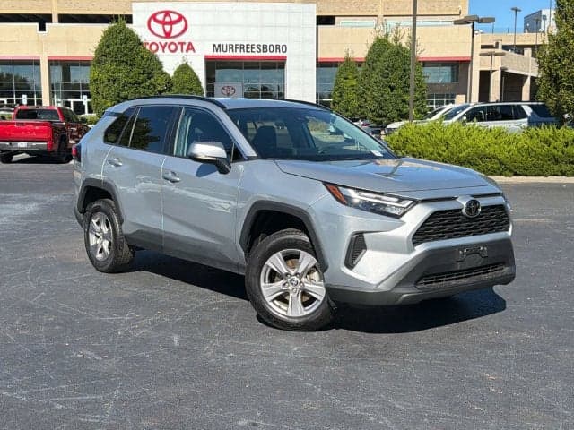 2025 Toyota RAV4 XLE — photo 1 of 5