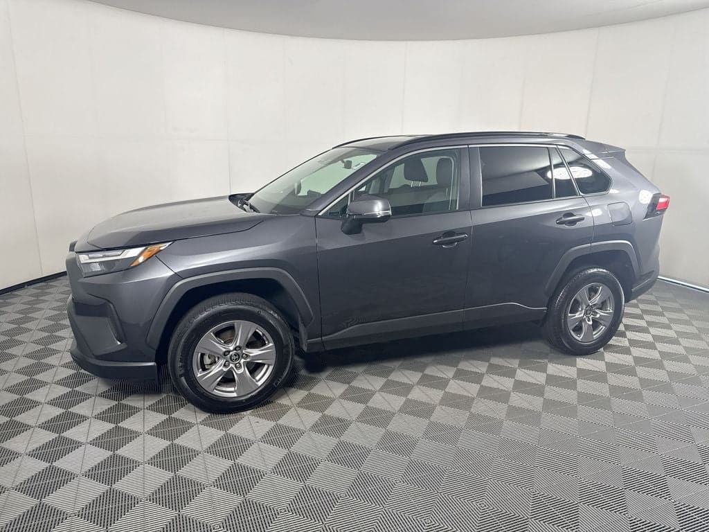 2025 Toyota RAV4 XLE — photo 1 of 53