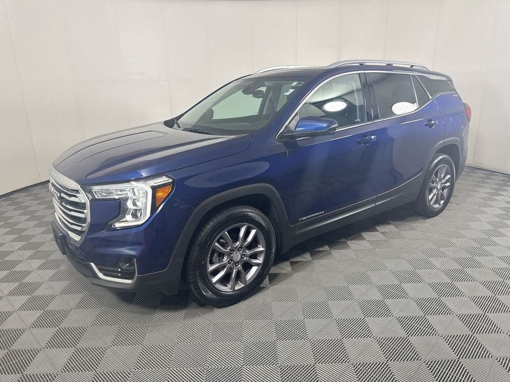 2023 GMC Terrain SLT — photo 1 of 59
