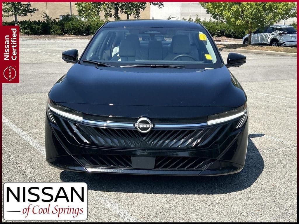 2026 Nissan Sentra SL — photo 1 of 5