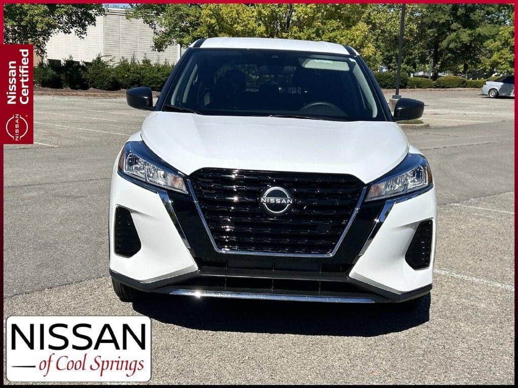 2025 Nissan Kicks Play S — photo 1 of 5