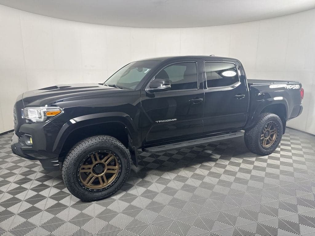 2022 Toyota Tacoma 4WD Base — photo 1 of 51