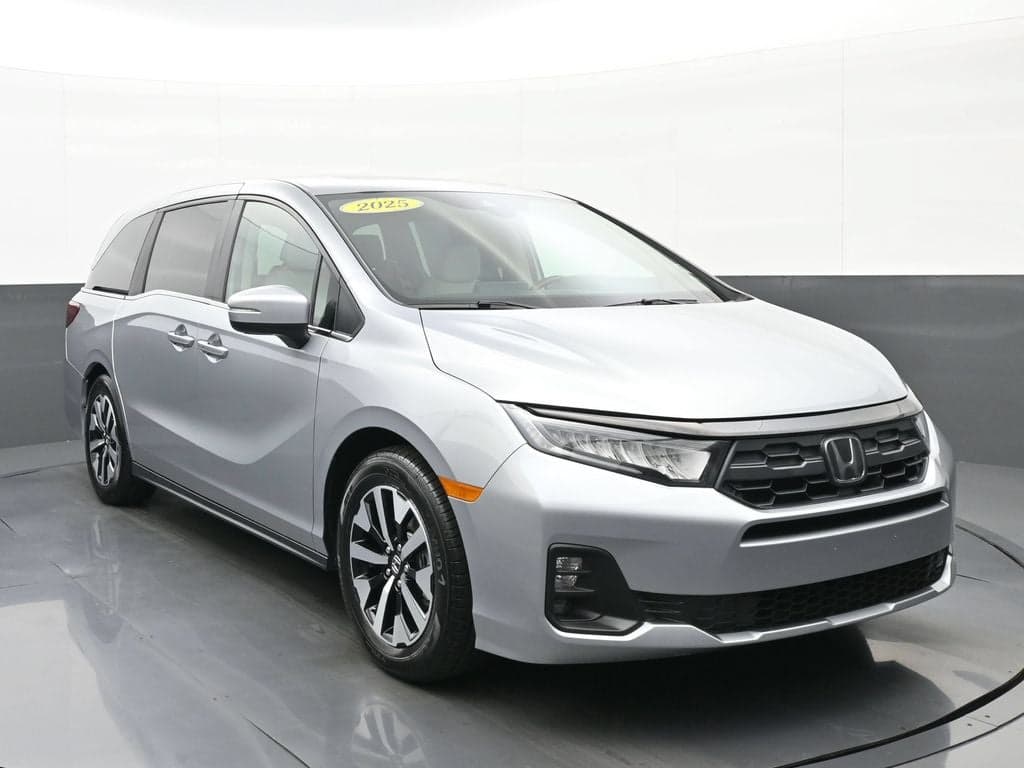 2025 Honda Odyssey EX-L — photo 1 of 50