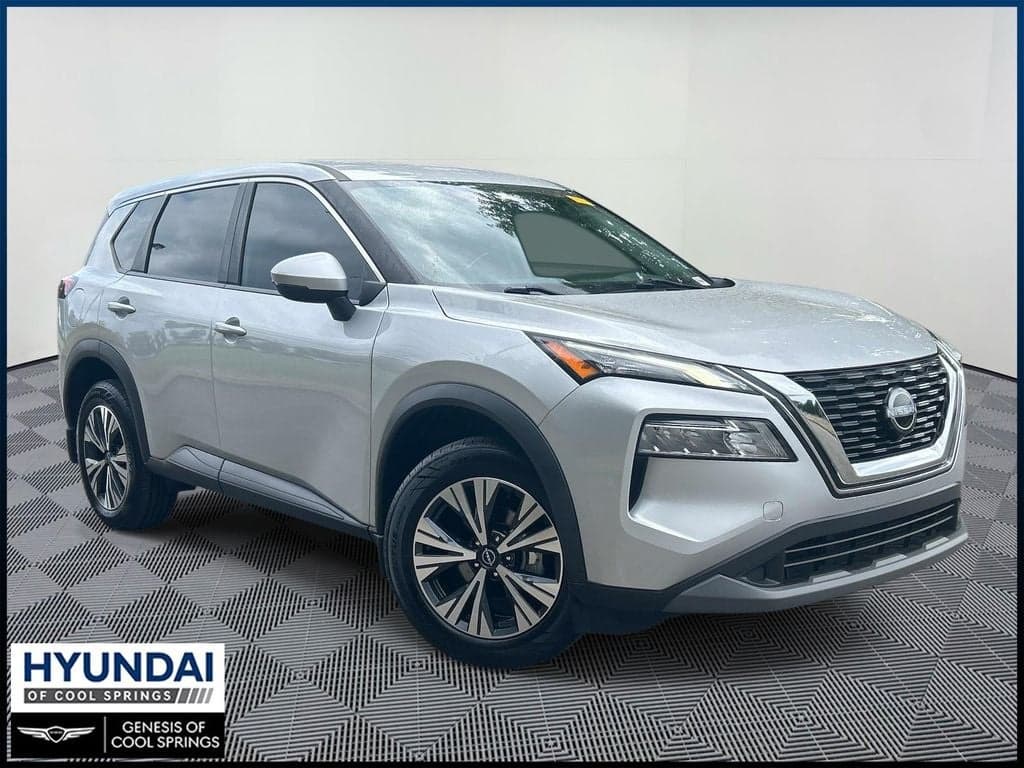 2022 Nissan Rogue SV — photo 1 of 34