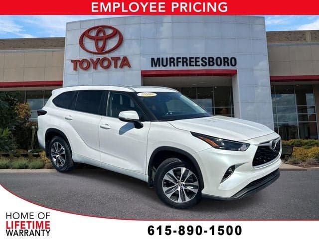 2024 Toyota Highlander XLE — photo 1 of 34