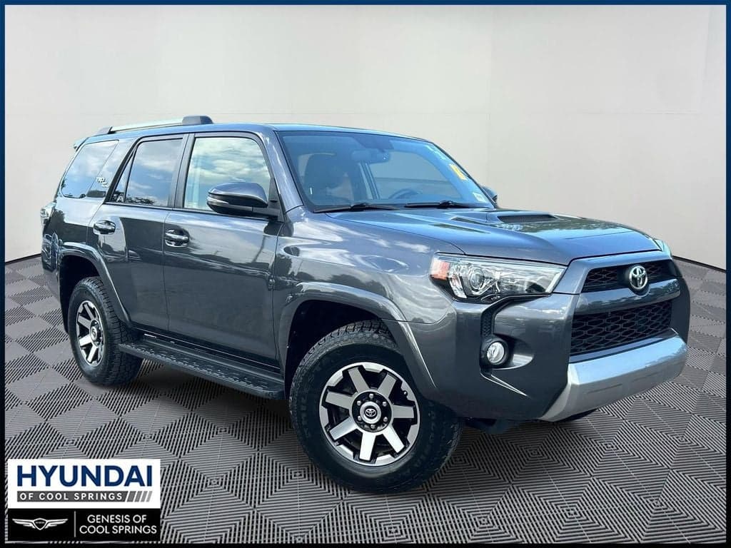 2018 Toyota 4Runner TRD Off Road Premium — photo 1 of 31