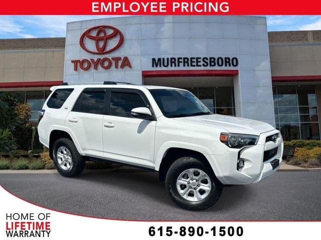 2020 Toyota 4Runner SR5 Premium — photo 1 of 32