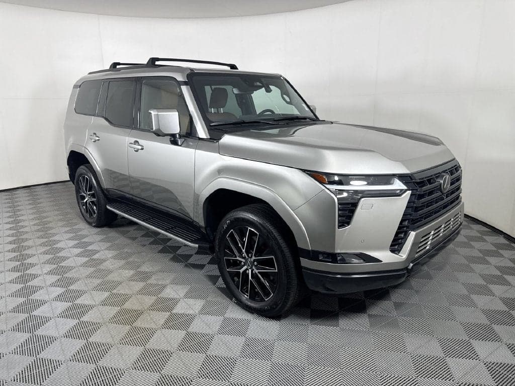 2024 Lexus GX Base — photo 1 of 5