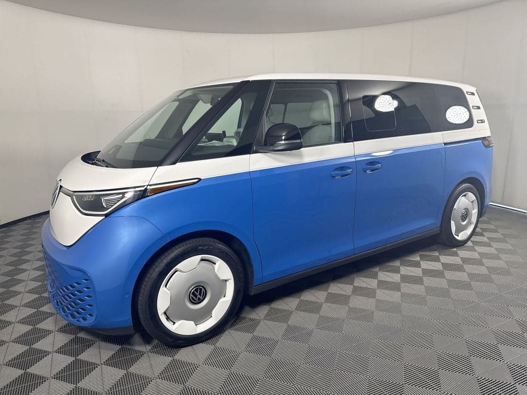 2025 Volkswagen ID. Buzz 1st Edition — photo 1 of 59