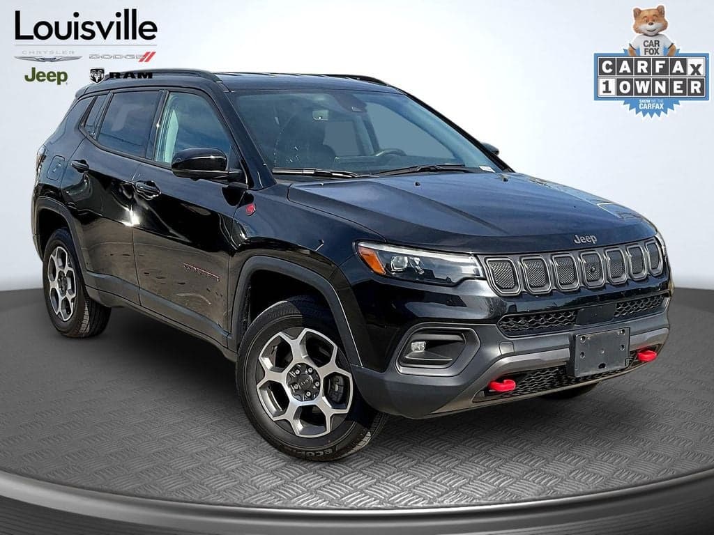 2022 Jeep Compass Trailhawk — photo 1 of 37