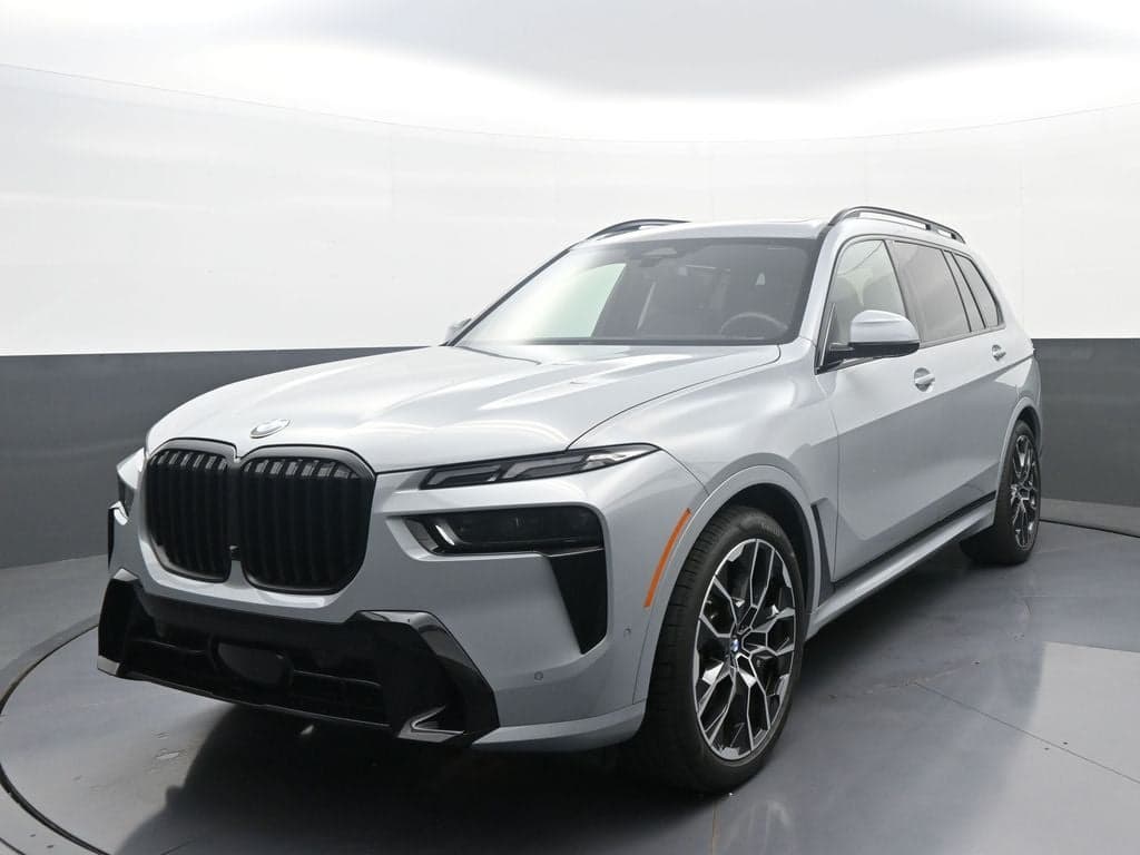 2026 BMW X7 xDrive40i — photo 1 of 45