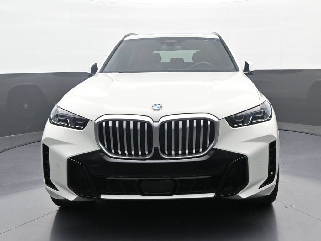 2025 BMW X5 xDrive40i — photo 1 of 5