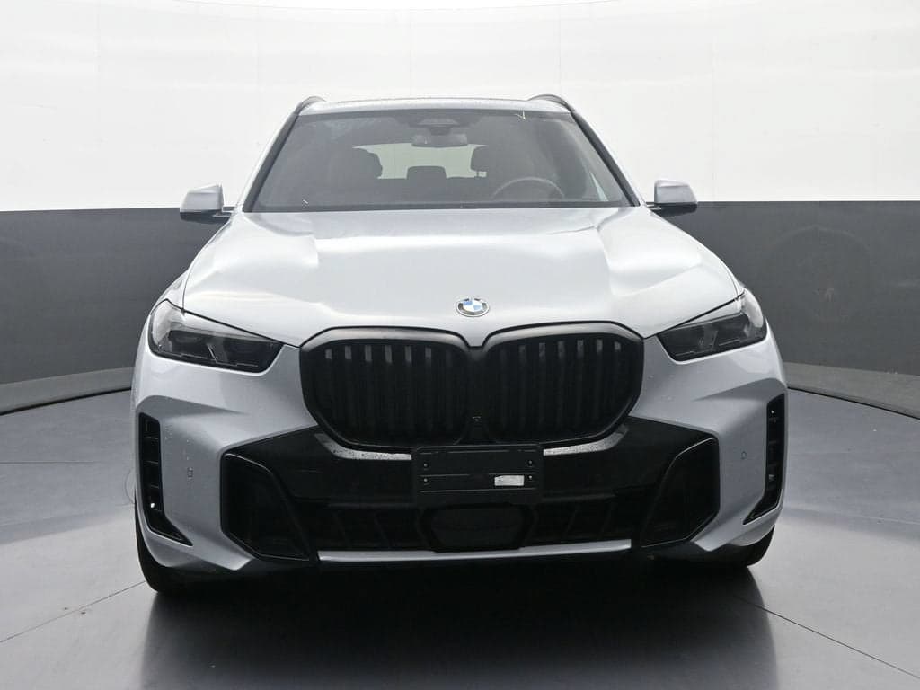 2024 BMW X5 xDrive40i — photo 1 of 5
