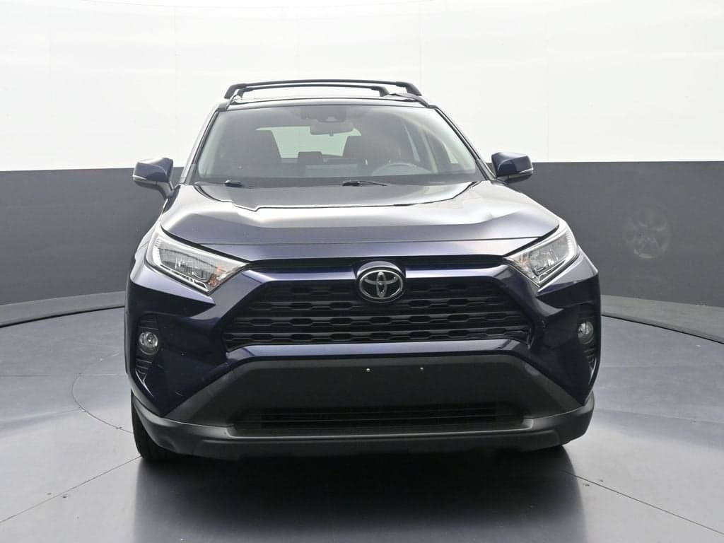 2021 Toyota RAV4 XLE — photo 1 of 5