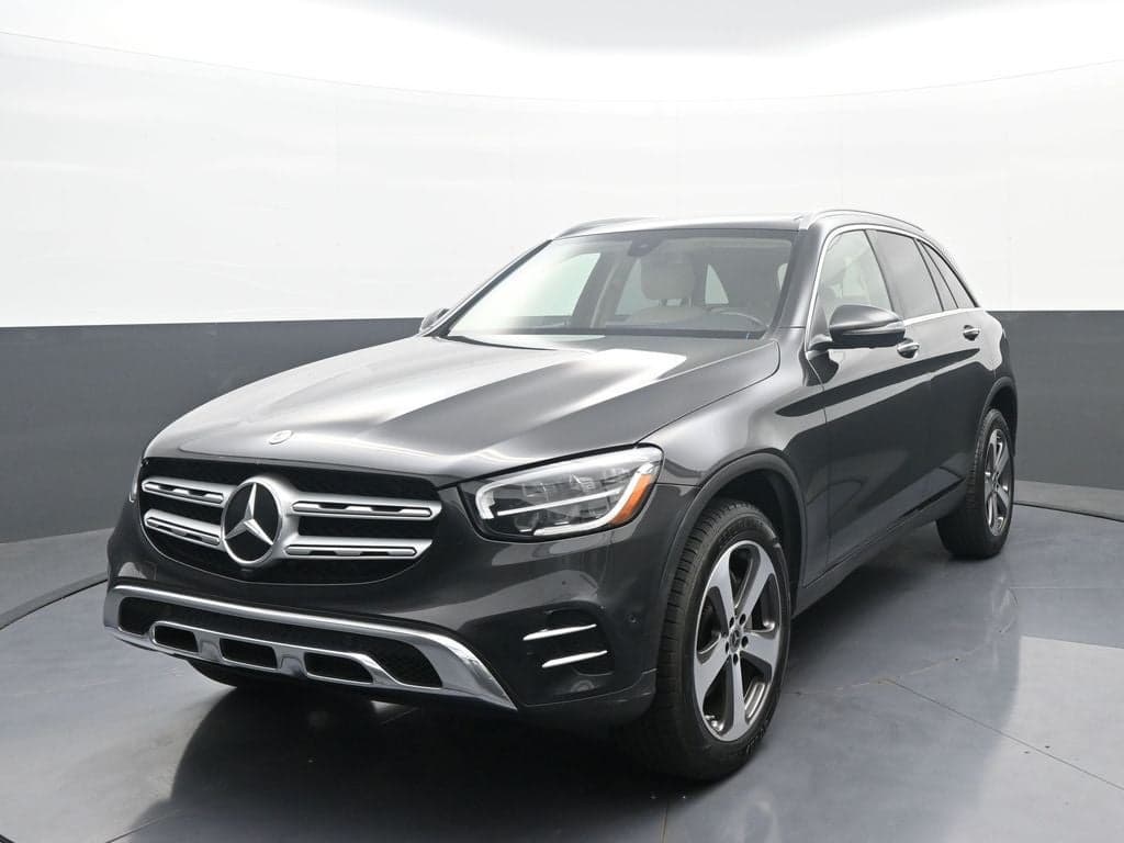 2021 Mercedes-Benz GLC GLC 300 — photo 1 of 43